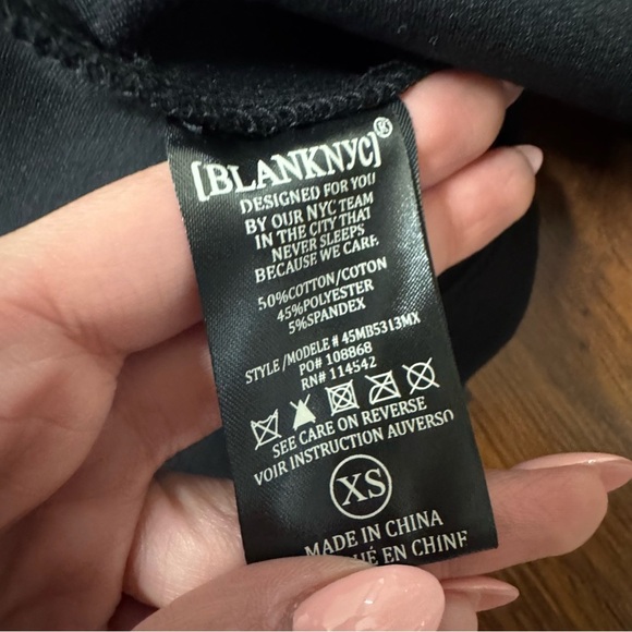 [BLANKNYC] Black Draped Hooded Jacket with Zip Pockets Size XS - Picture 5 of 8
